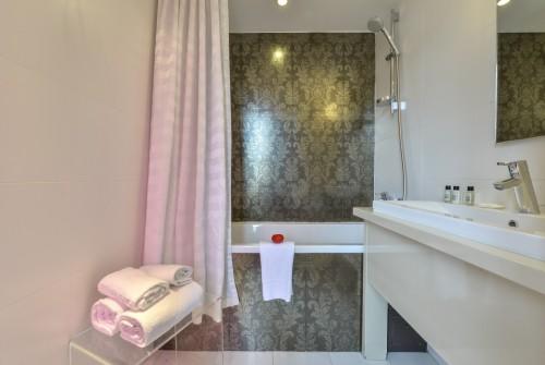 Hotel Le Quartier Bercy-Square Paris - Bathroom